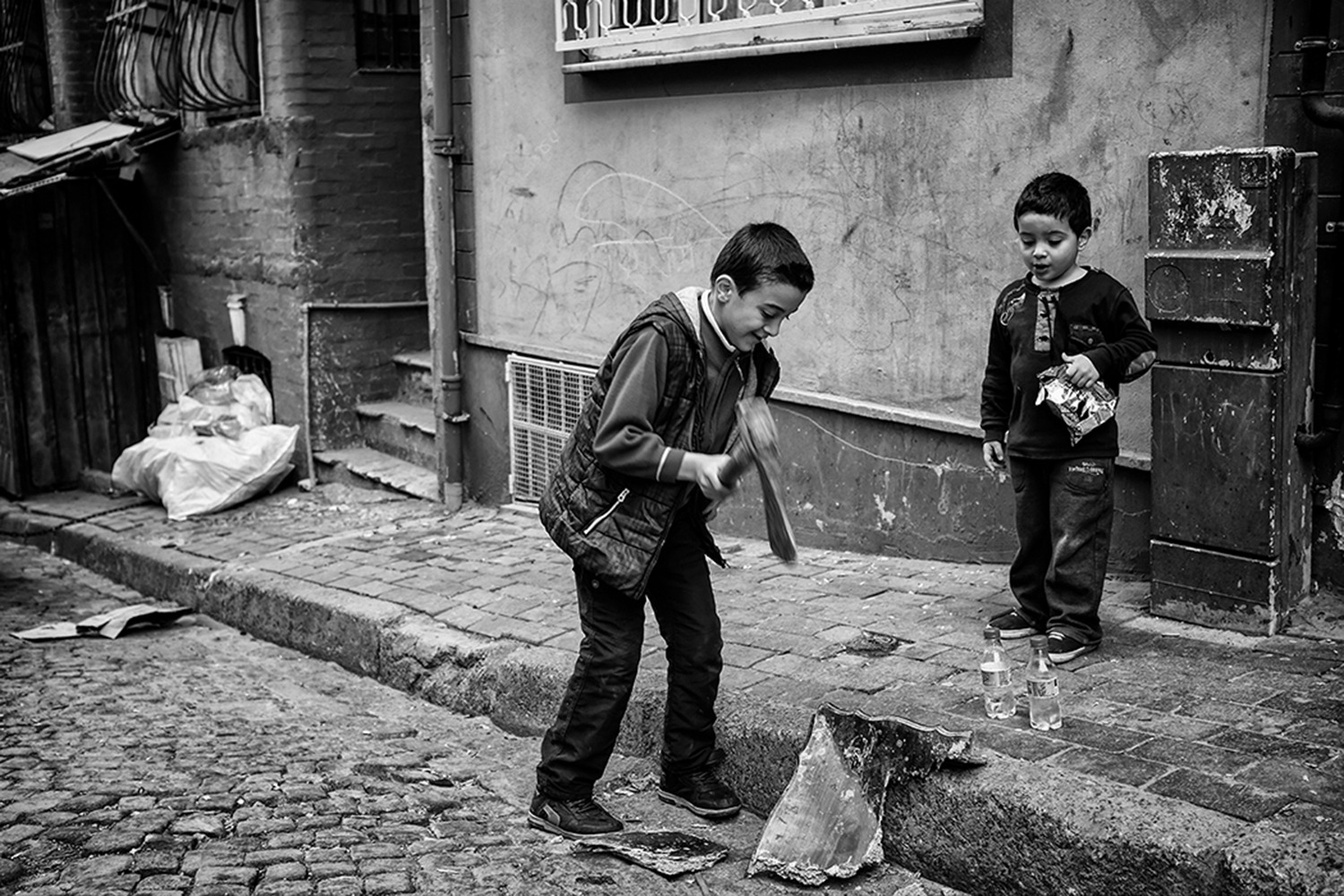 Axe Kids