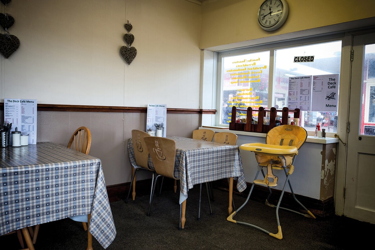 Deck Cafe