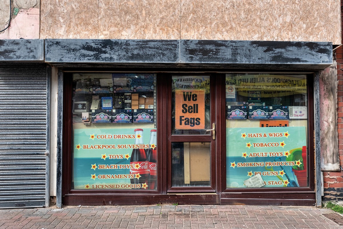 We Sell Fags